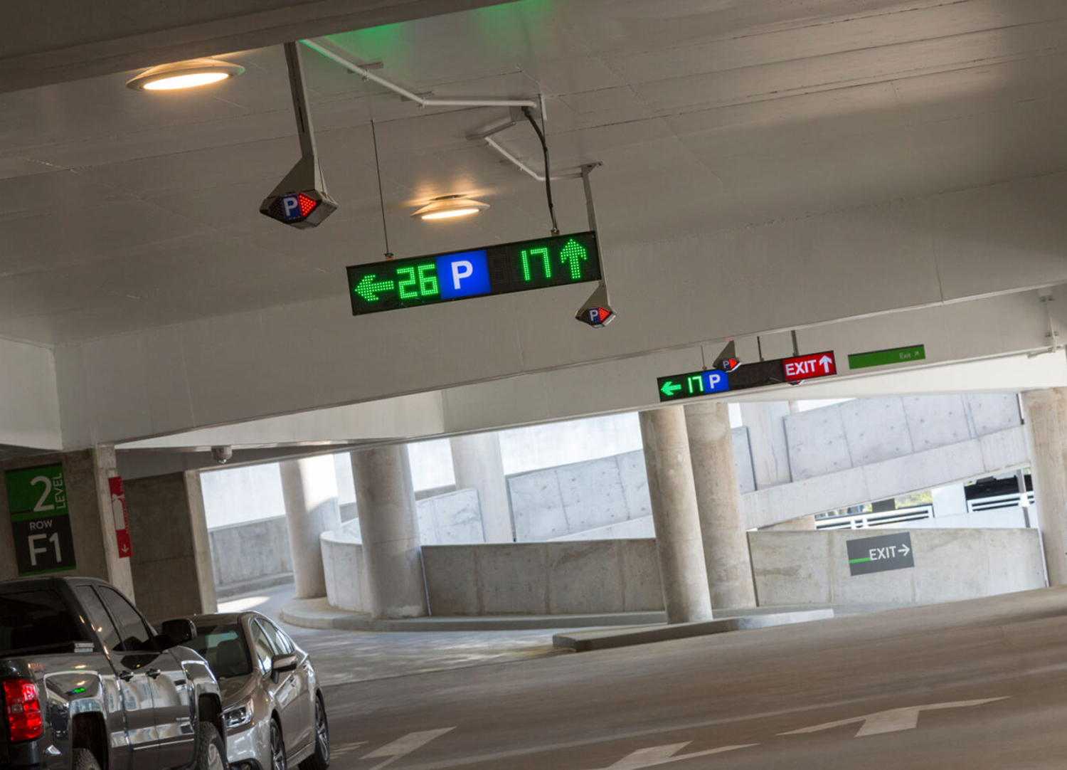 Charleston-Airport-Smart-Parking-1670x974