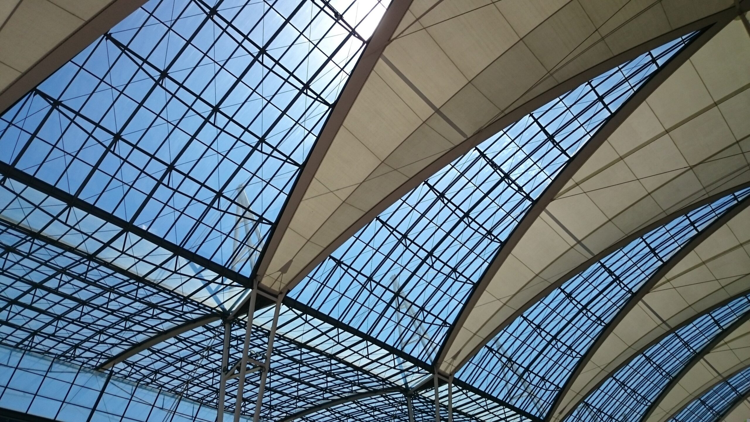 airport-2397040 (1)