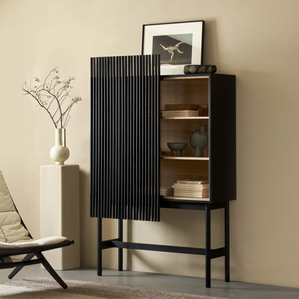 Multifunctional Sideboard: Storage & Display for Living Spaces - Image 2